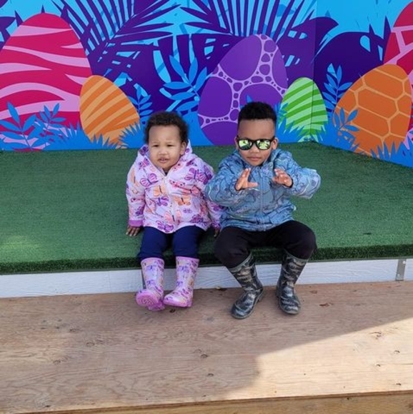 Meet your Posher, Stephanie - Picture 1 of 1